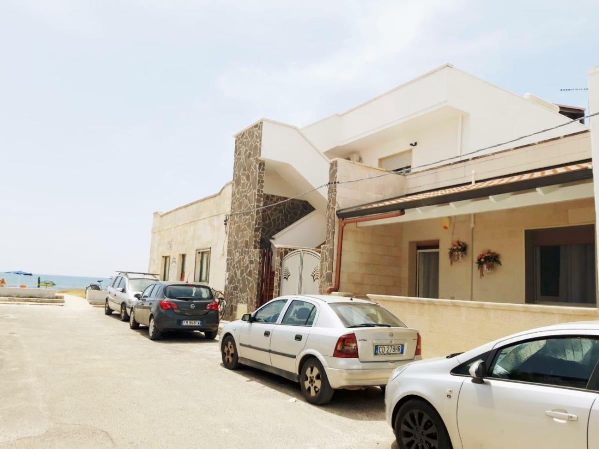 Casa Vacanze Sonia Torre Lapillo Kültér fotó