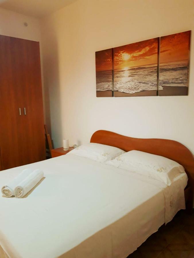 Casa Vacanze Sonia Torre Lapillo Kültér fotó
